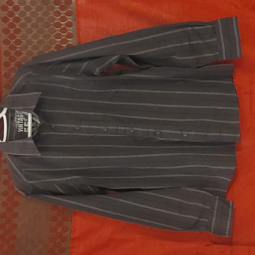 3/$40 Vintage 55 Button Down Shirt